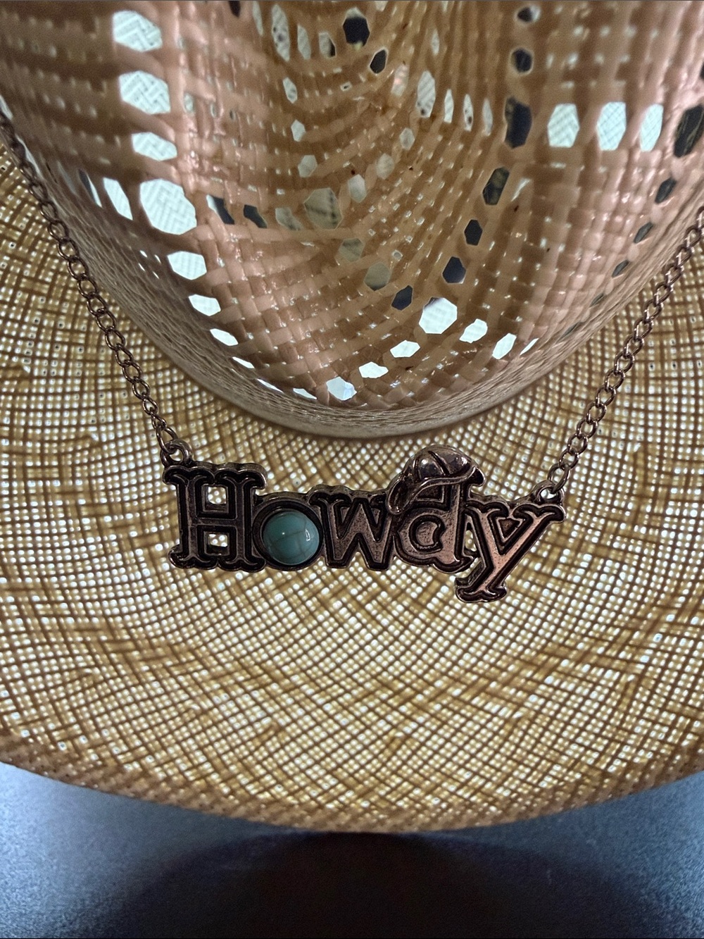 “Howdy” Necklace - Picture 2 of 3